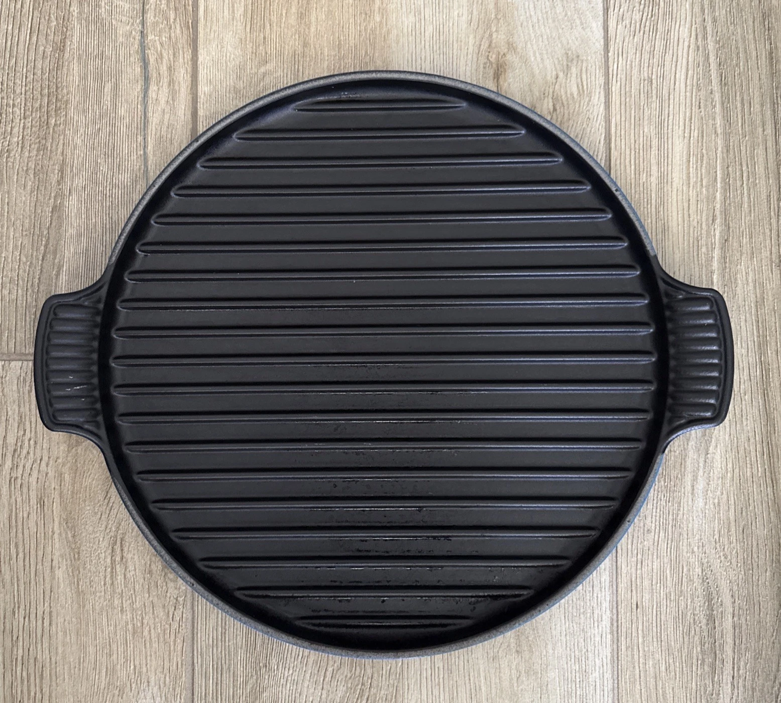 Le Creuset France 32 Blue Enamel Cast Iron Flat Round 12.5” Griddle Skillet Pan