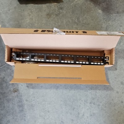 Panduit Mini-Com 24-Port Flush Mount Patch Panel CPP24FMWBLY, NEW (open box)