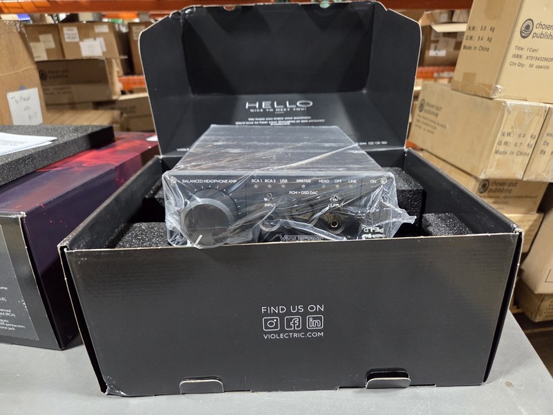 Violectric DHA V226 Headphone Amplifier and DAC B-Stock