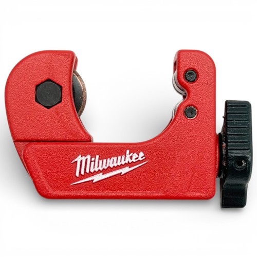 Milwaukee 3/4 in Mini Copper Tubing Cutter – Used Tested – T2