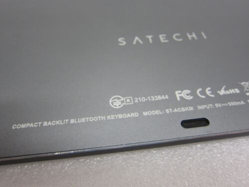 Satechi Compact Backlit Bluetooth 5.0 Keyboard ST-ACBKM Multi-Device for Mac - Picture 4 of 4