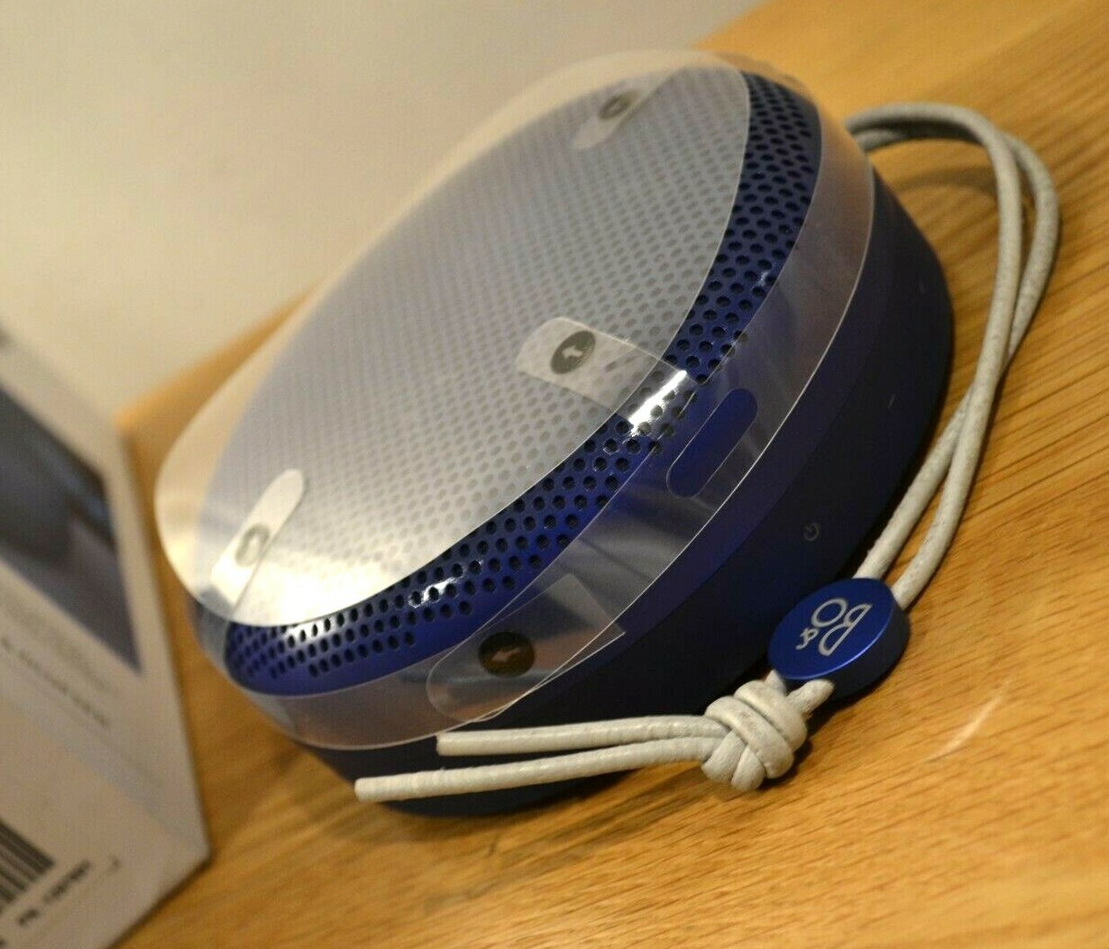 beoplay a1 late night blue