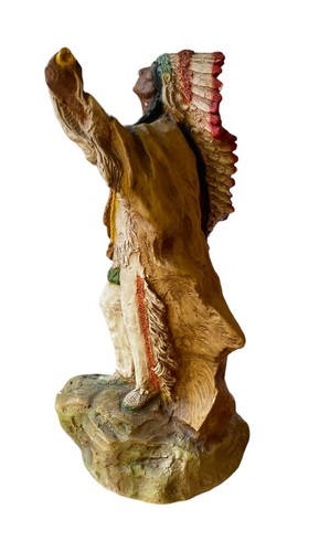Native American Indian Chief Statue With Pipe - Universal Statuary Corp 1981 - Picture 3 of 8