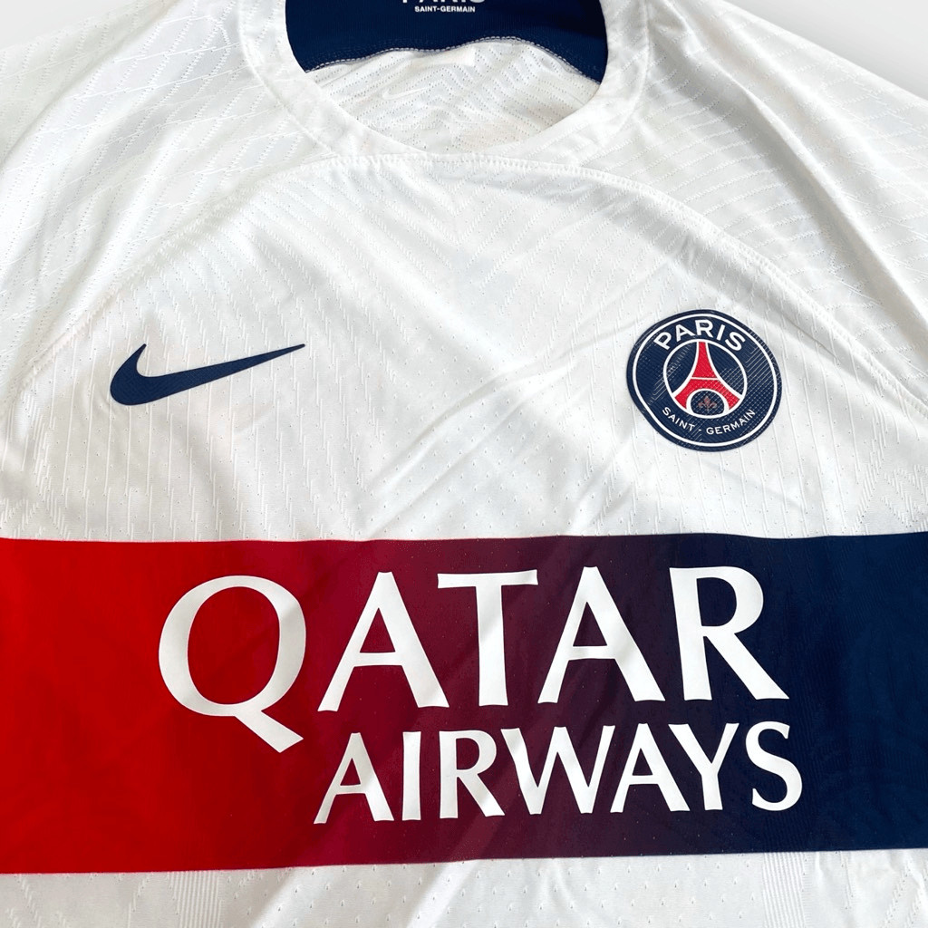 Nike Paris Saint-Germain Vaporknit Jersey 2023/24  DX2619-101 Mens size M New image 4
