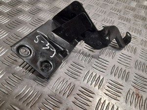 Audi A3 S3 8V 2015 Halterung ABS Steuergerät 5Q1614235 ATV33662