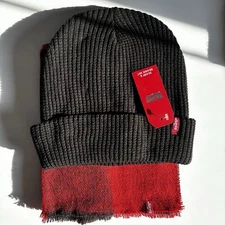 Levi’s Black Waffle Beanie Black Red Plaid Lightweight Fringe Scarf Gift Set