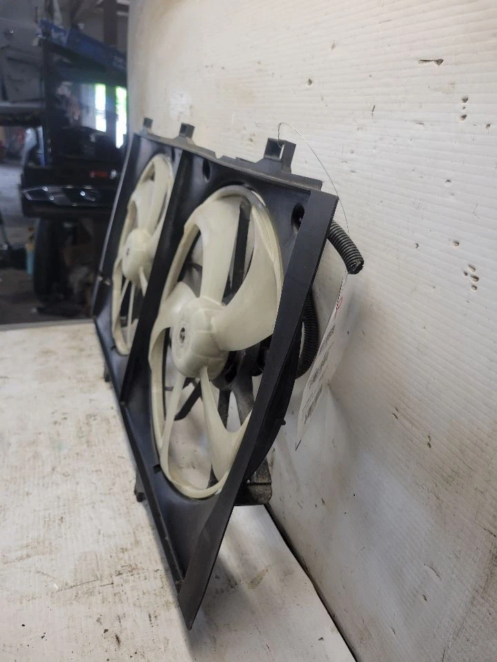 Conjunto de ventilador de motor de ventilador de radiador motor 1ARFE 4 cilindros compatível com 09-16 VENZA 1644443 - Imagem 2 de 4