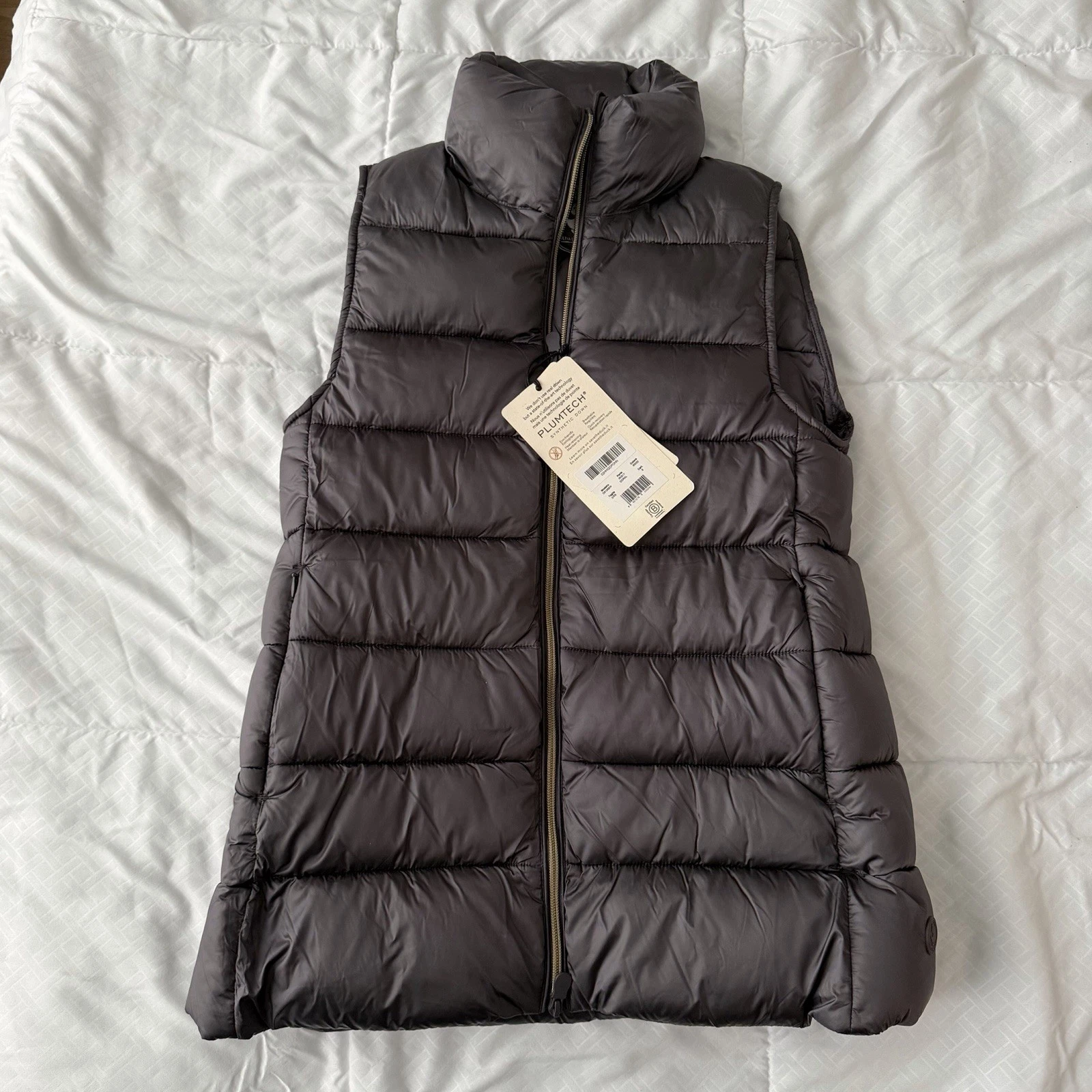 Save The Duck NWT Coral Insulated Puffer Vest Women’s 0 / XS Dark Gray Ski Lodge
Opens in a new wind