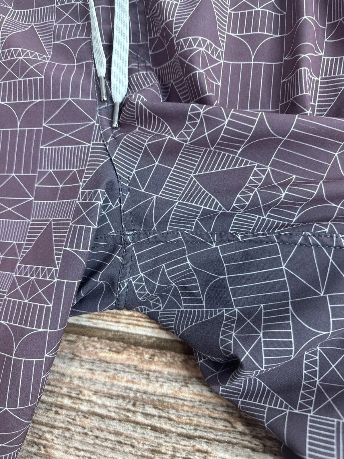 vuori linerless activewear read shorts