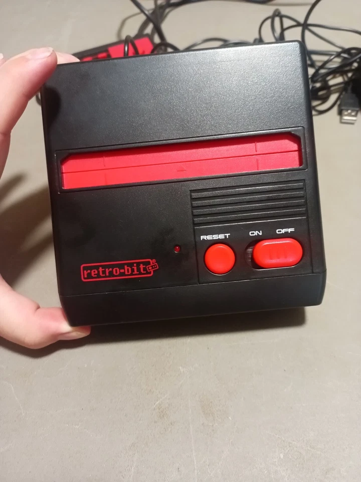 Nintendo NES Retro-Bit Retro Entertainment System Black/Red - Works! - Image 3 of 4
