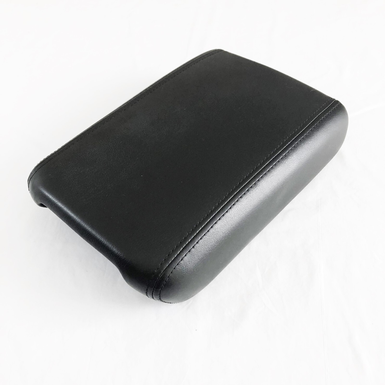 20072017 GMC Acadia Center Console Lid Armrest OEM BLACK Traverse Enclave eBay