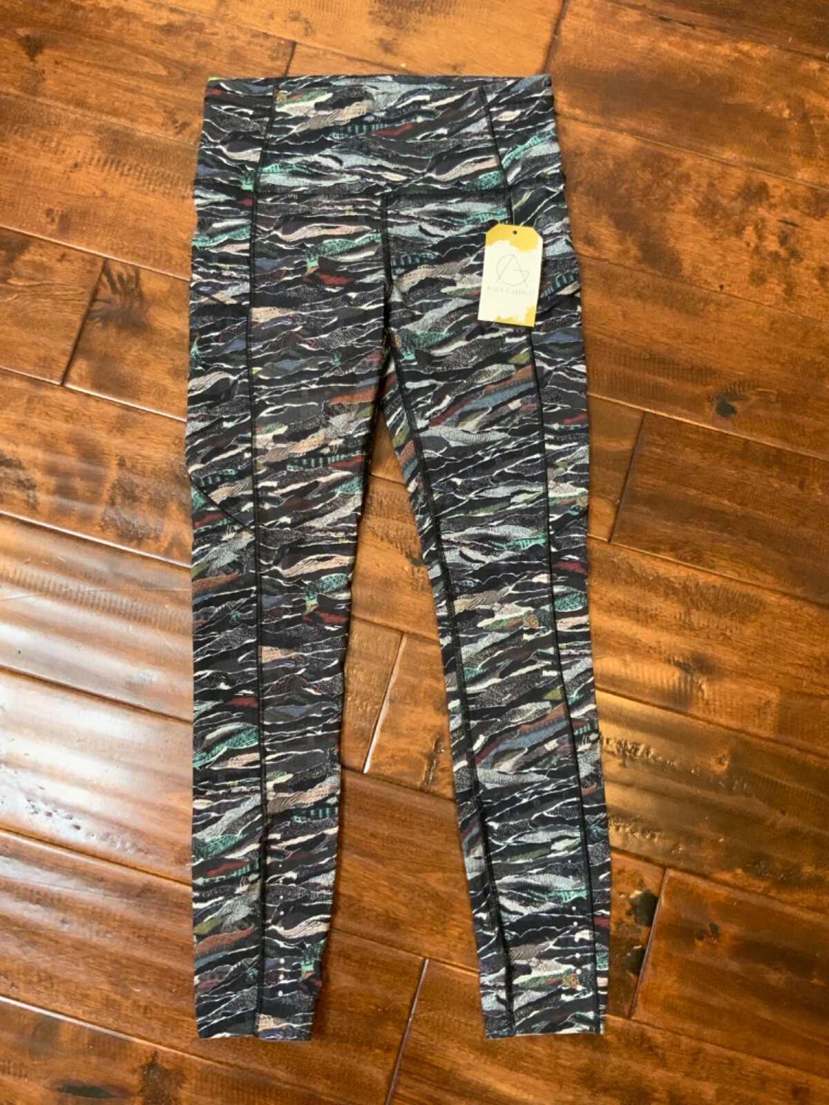 Lululemon Multicolor Patterned Athletic Pants, Si… - image 1