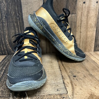 Under Armour UA TB Curry Men s Sz 7 Women s 8.5 NBA ''Earn It'' Basketball Gold