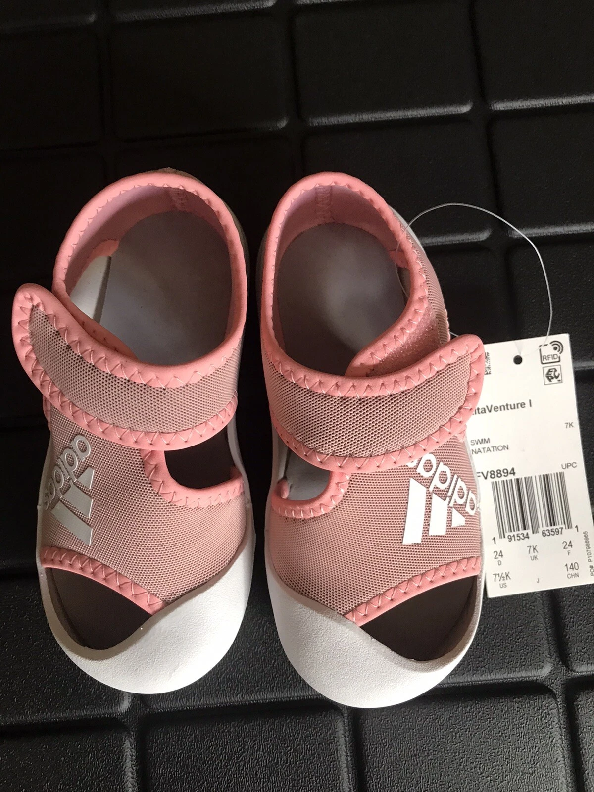 Sandali da nuoto Adidas AltaVenture I bambine corallo SIze 7 5k nuovi con etichette