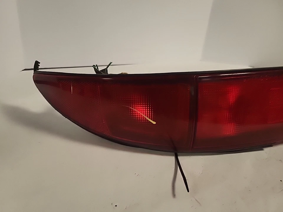 1991-1999 Mitsubishi 3000GT right passenger taillight taillamp tail lamp LL4 Foto 2 de 4