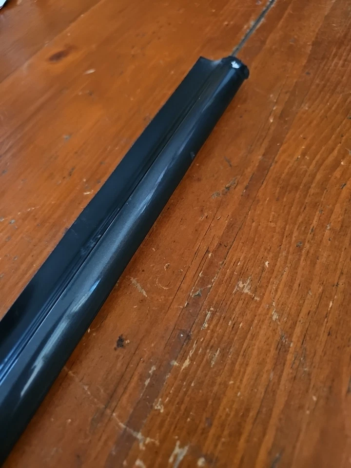 97-06 Jaguar X100 XK8 XKR Right Door Outside Window Molding Seal OEM - Image 2 of 4