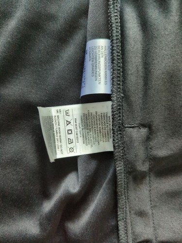 Neu mit Etikett Adidas Aeroready schwarz mit weißen Details Trainingsanzug Oberteil GK9646 Größe XL neu - Bild 9 von 13