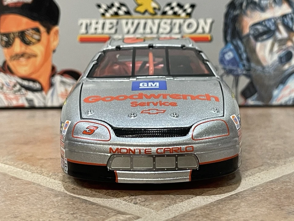 Dale Earnhardt GM Goodwrench 1995 plata Winston Monte Carlo NASCAR acción 1/24 Foto 4 de 4