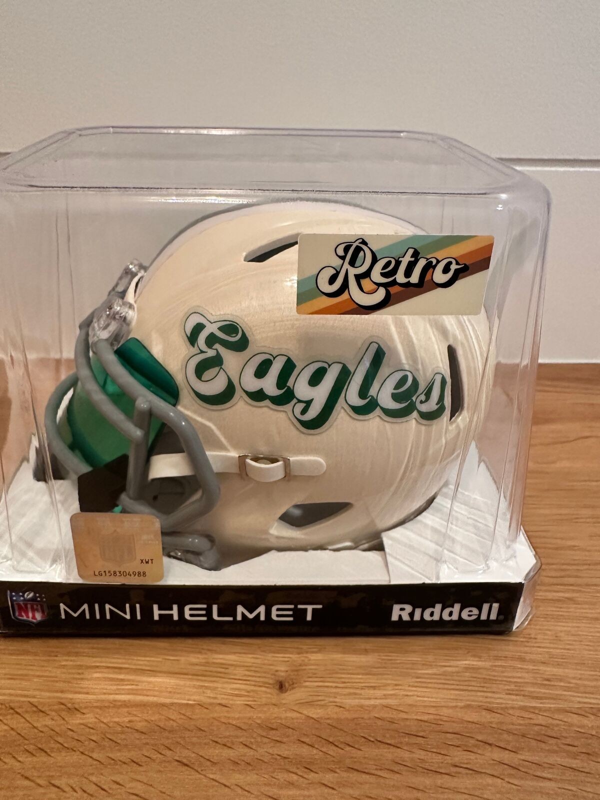 Mike Vick Signed Philadelphia Eagles Retro Mini Helmet - Beckett Witness COA