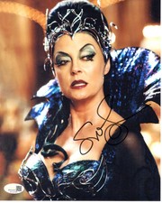 Susan Sarandon signed 8x10 Photo Queen Narissa Disney's Enchanted JSA