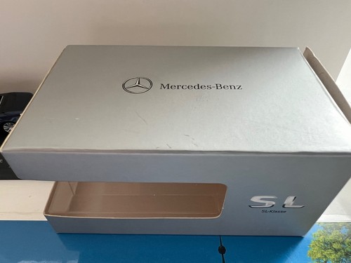 Herpa 1:87, Mercedes-Benz Classe SL, blu met., IMBALLO ORIGINALE, B6 696 0102. - Foto 10 di 10