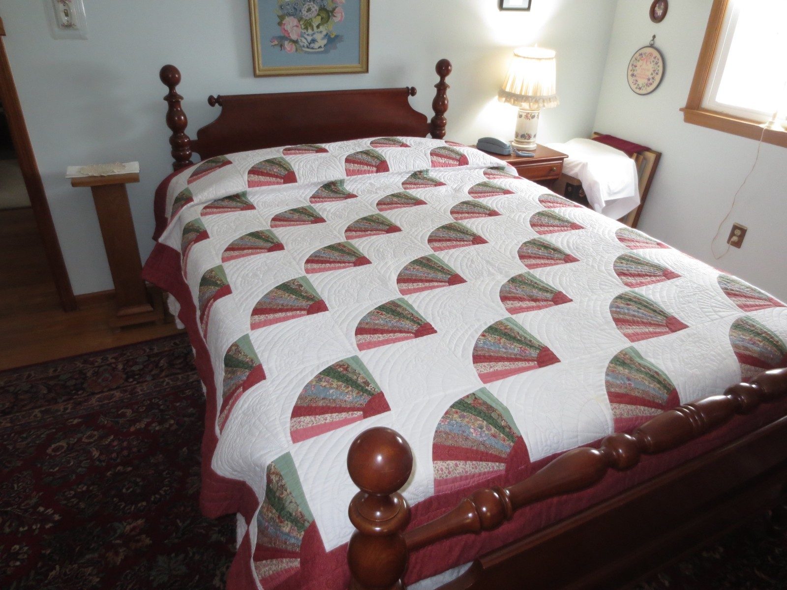 HANDMADE Moravian Quilters GRANDMOTHER'S FAN PATCHWORK Cotton QUILT - 84" x 94"