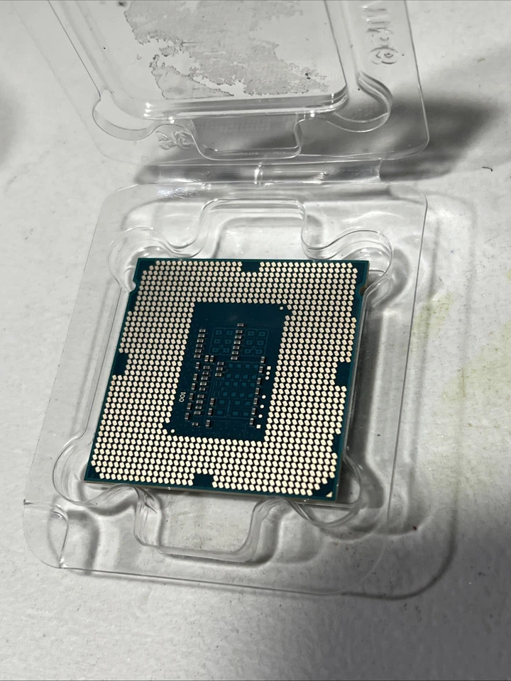 Intel Pentium G3260 3.30GHz Duo-Core CPU Processor SR1K8 FCLGA1150 Socket - Image 3 of 4