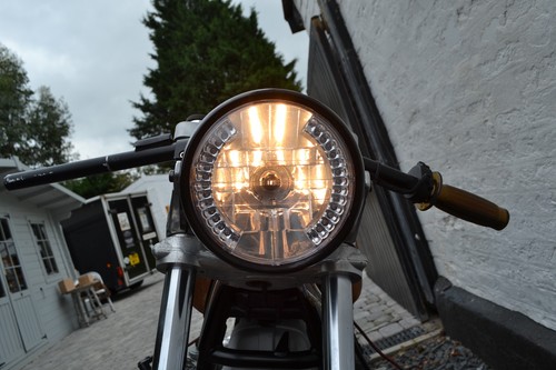 Faro de motocicleta 7" con indicadores LED para Honda CB 150 500 600 900 Hornet - Imagen 7 de 12