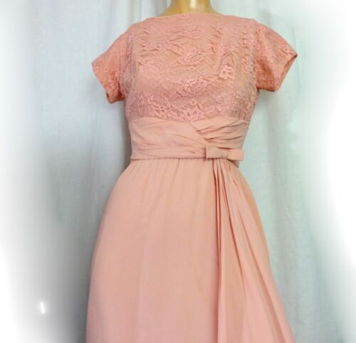 Vintage 1960s Party Dress Pink Chiffon and Lace "Femme Fashions" Made in USA - Picture 3 of 10