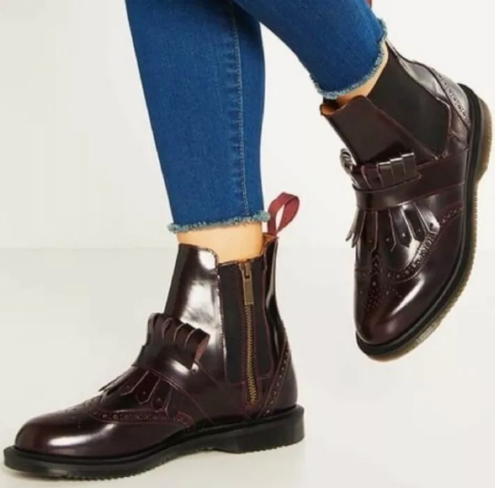 stak Kælder Kig forbi Dr. Martens Tina Chelsea Boots Womens 10 Brogue Wingtip Kiltie Ankle Cherry  Red | eBay