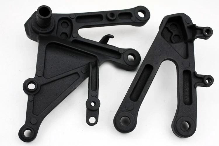 For 04 05 06 07 Honda CBR 1000RR Fireblade Black Front Foot Peg Bracket Footrest - Изображение 2 из 4