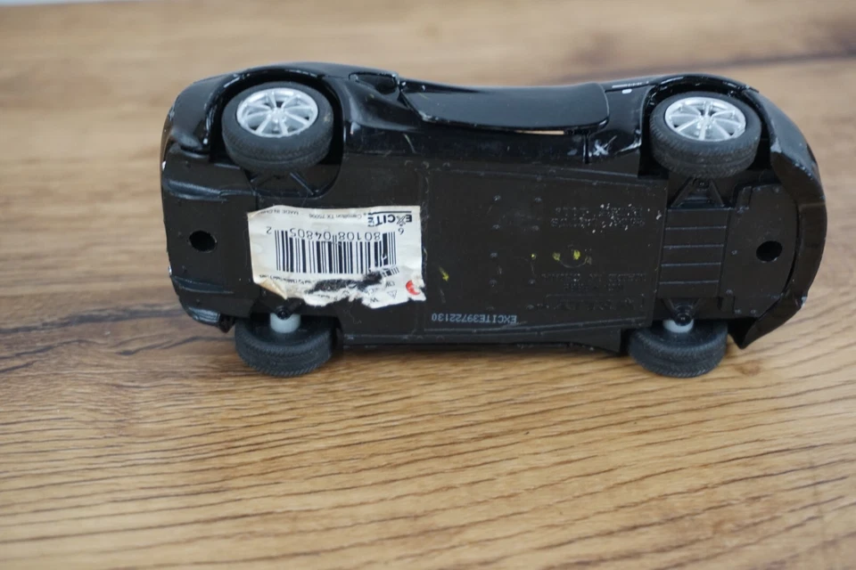 Welly 1:24 LOTUS ELISE 111S Pull Back Car Model Toy - Black - Image 3 of 3
