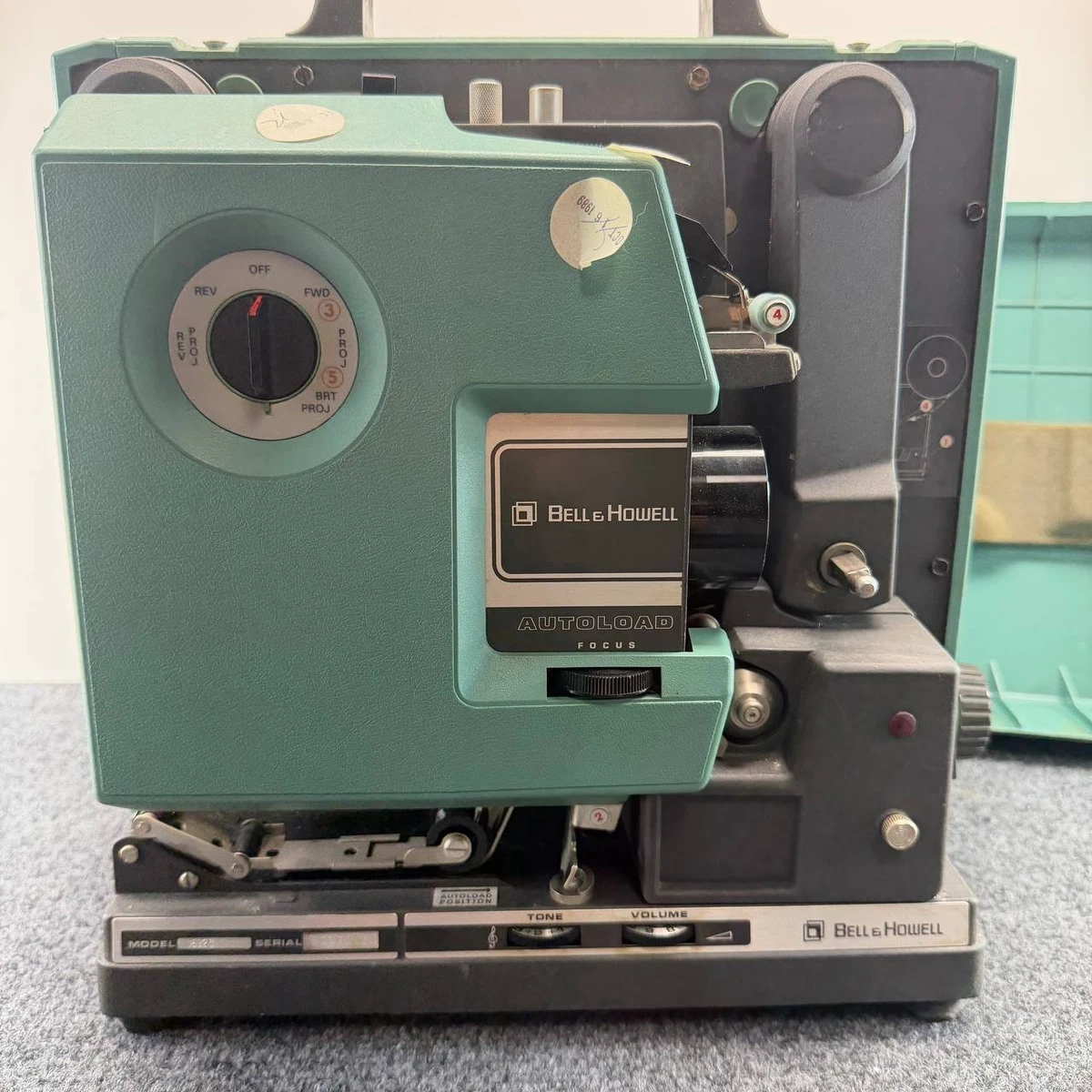 Antigo Projetor Bell & Howell Filmosound 110V 16mm - Império dos