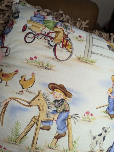 Cuscino Michael Miller tessuto cotone LIL' COWGIRLS bambini finitura western - Foto 6 di 14