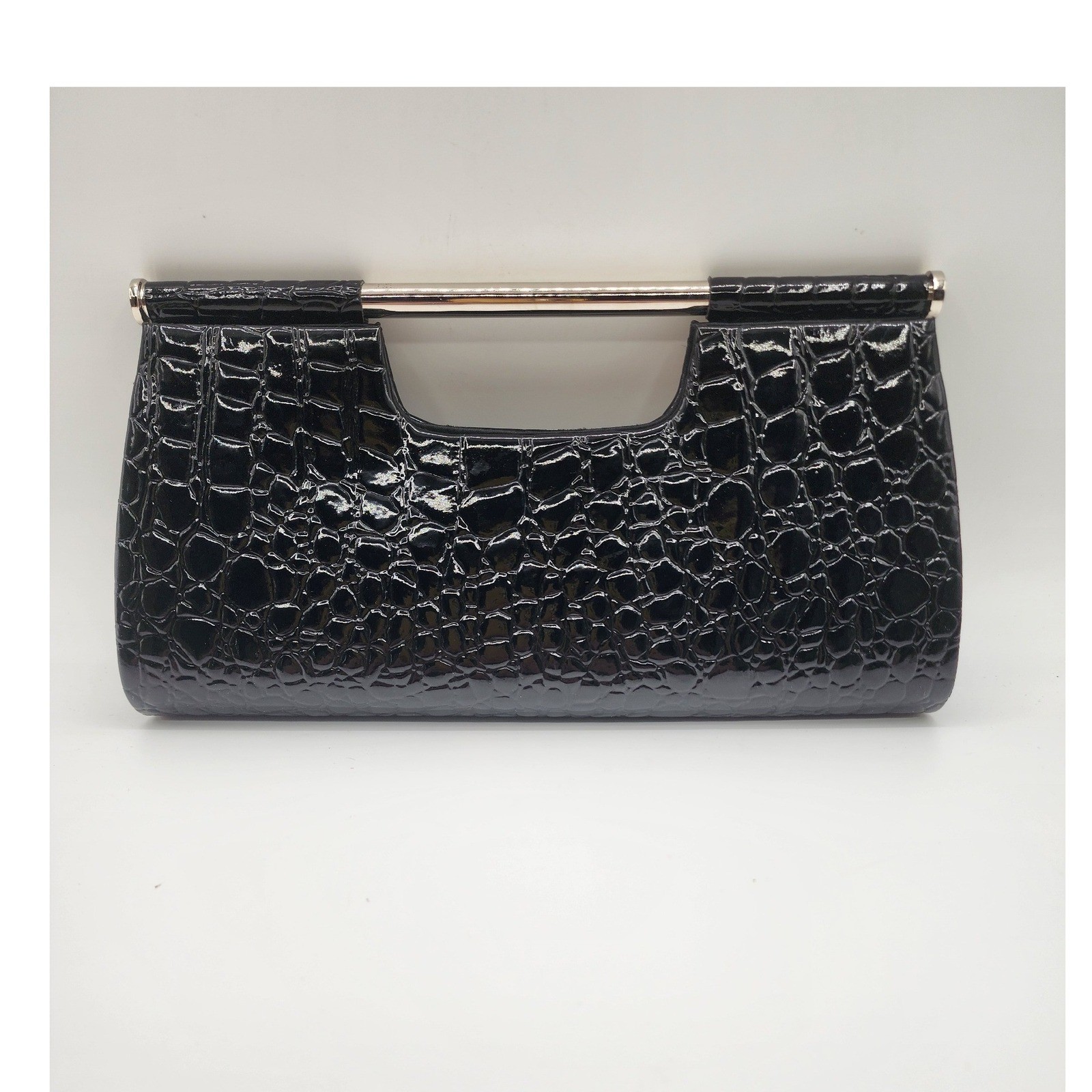 La Regale Black Faux Croc Embossed Patent Leather Metal Bar Handle Clutch OS