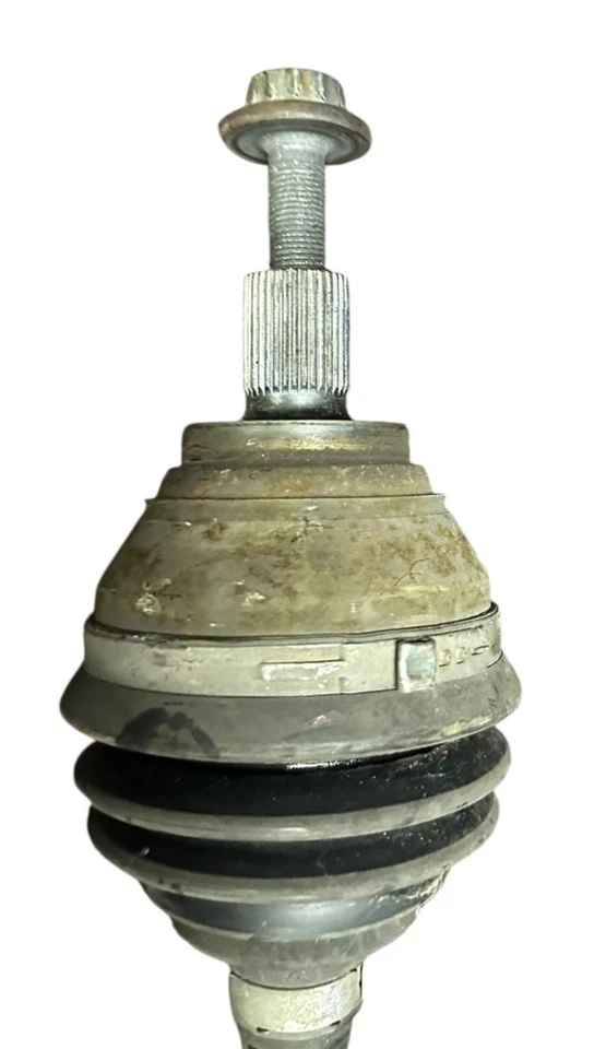 Audi Q3 Quattro 2015-2018 (tracción delantera) eje conductor delantero izquierdo OEM Foto 4 de 4