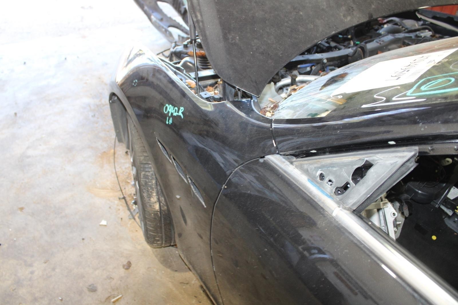 Maserati Ghibli 2014-2019 Front Left Fender Black