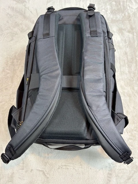 Mochila para Câmera Shimoda Urban Explore 25L - Preta 520-182 - Excelente Estado! - Imagem 3 de 4