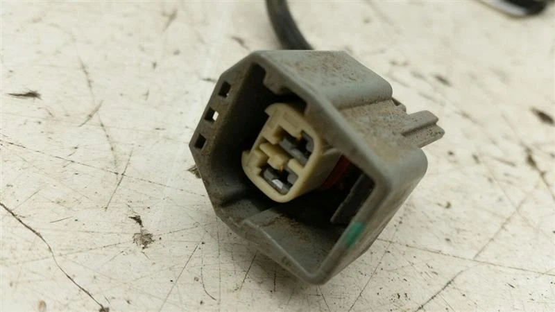 Sensor de impacto del motor Ford Fusion 2013 2014 2015 2016 Foto 3 de 3