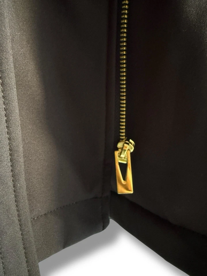 Trench coat com capuz Via Spiga –Pequeno – Capuz grande dramático, zíper, cinto! - Imagem 3 de 4