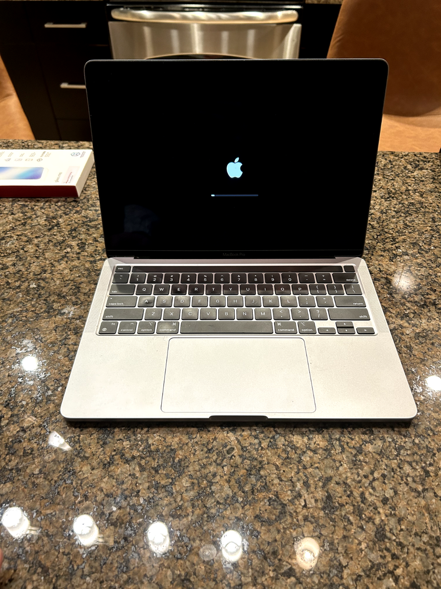 Apple MacBook Pro 13