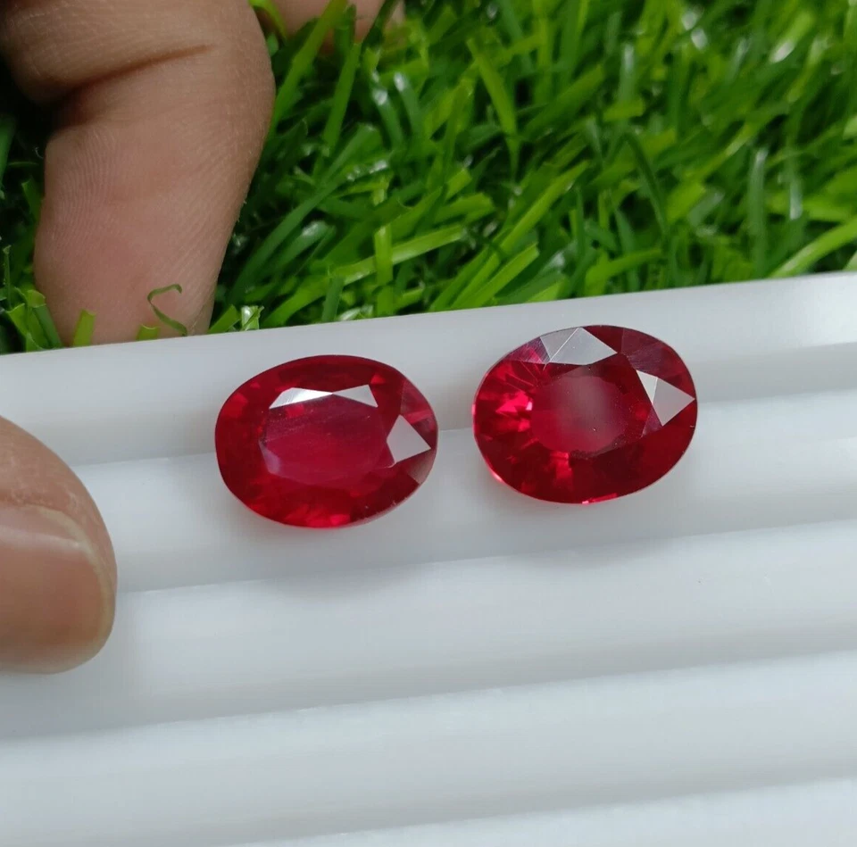 Imitation Gemstones Red Colour Stones Faceted jewellery 2 Pcs weight 17.90 cts - Image 2 of 4