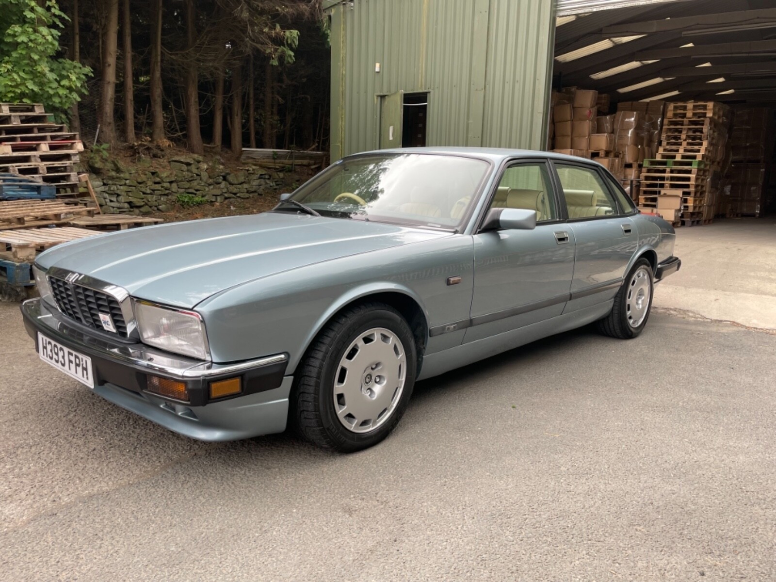 Jaguar xj xj40