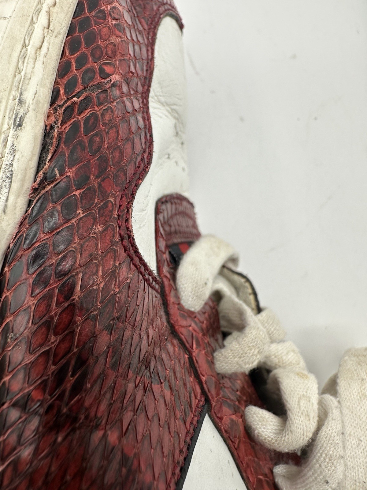 Gucci Interlocking GG Logo Red Python Low Top Sne… - image 13