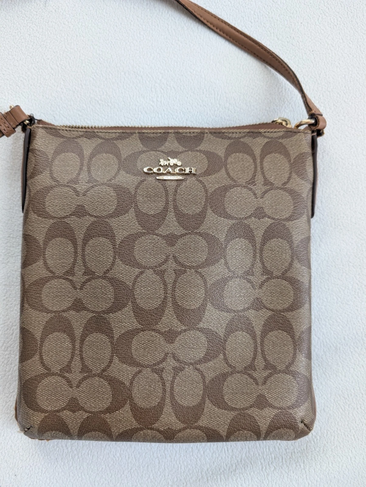 Lotto portafoglio Coach Swingpack Signature marrone marrone marrone chiaro F58309