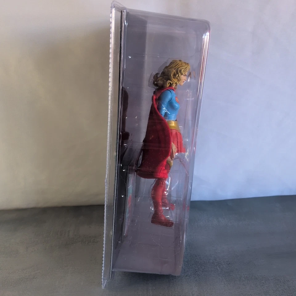 McFarlane Toys DC Multiverse DC Direct Page Punchers Woman of Tomorrow Supergirl - Image 4 of 4