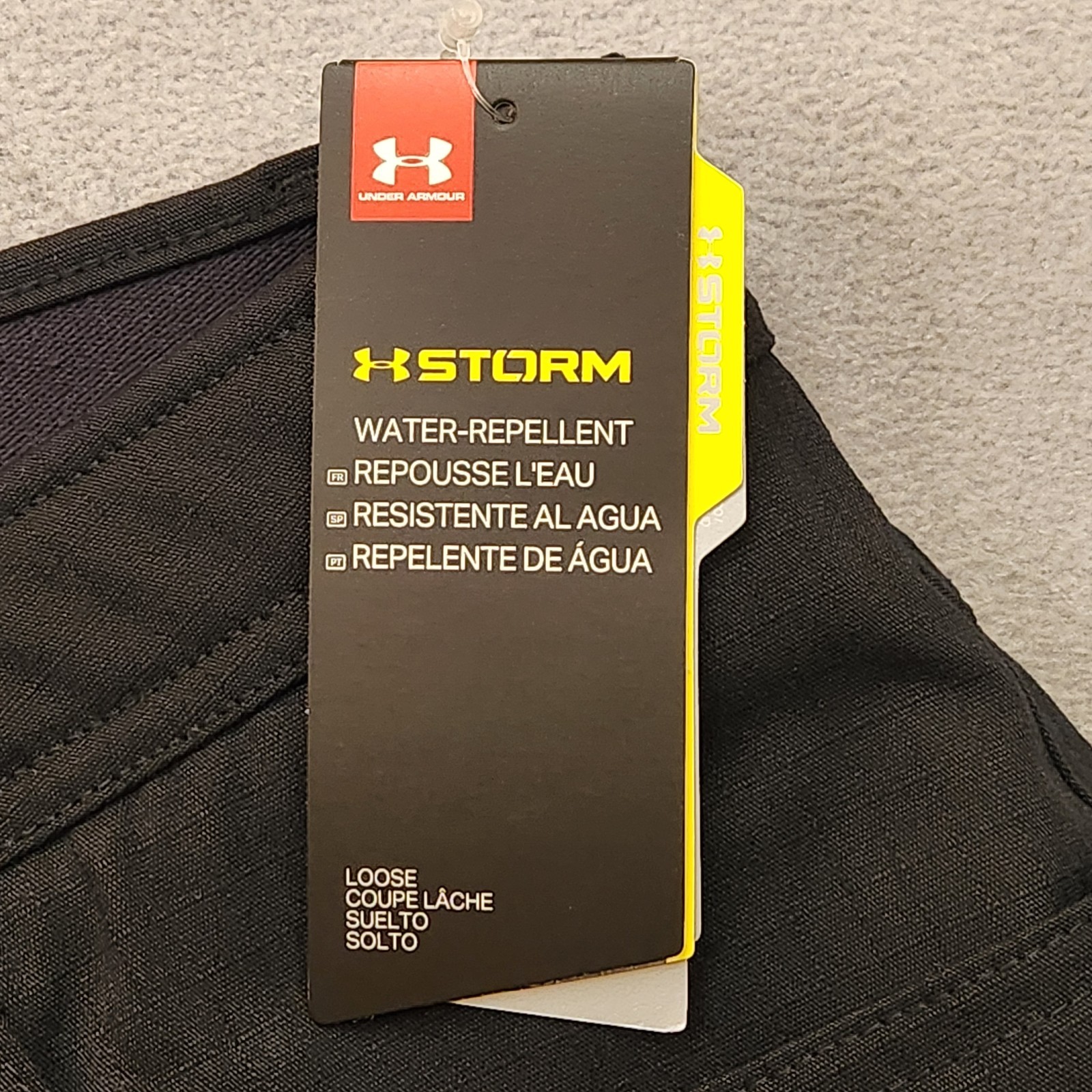NWT Under Armour Storm Cargo Pants Men's 34x30 Black Loose Water Repellent thumbnail 3