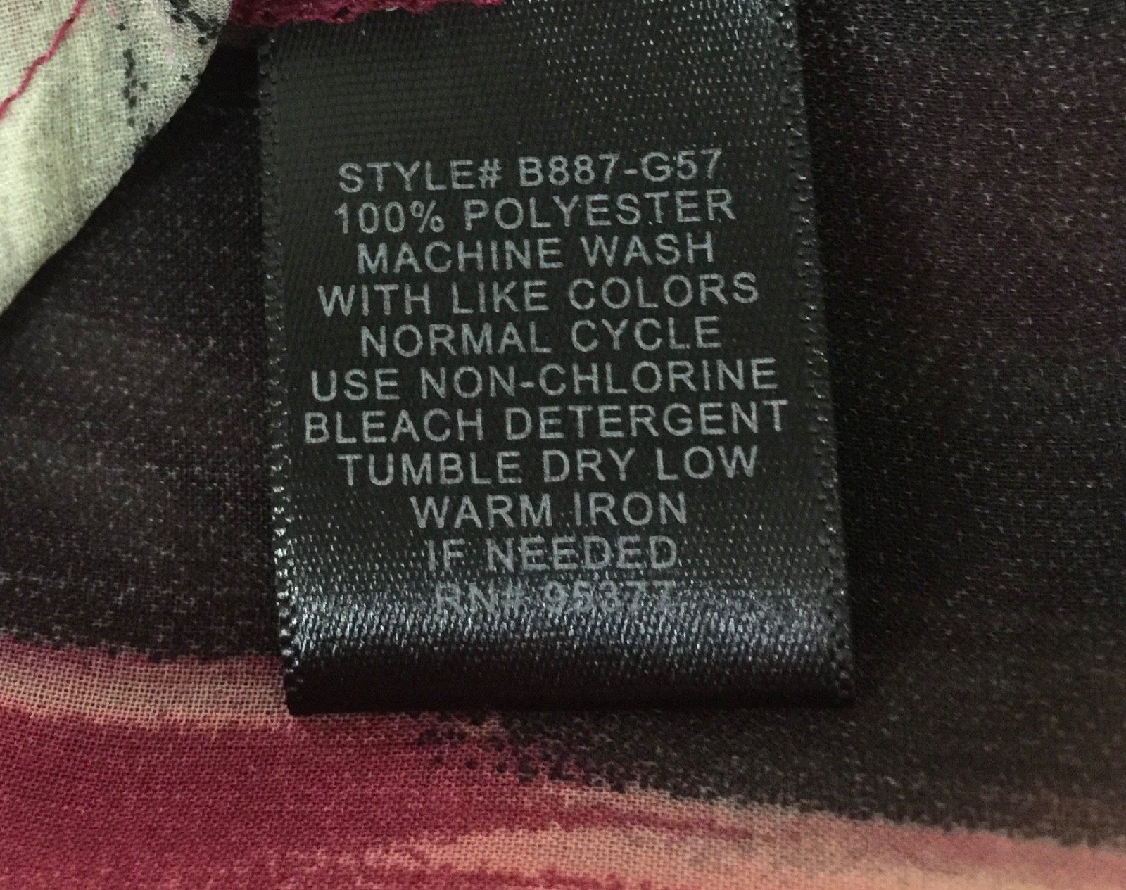 Sanctuary Women’s Button Front Split V-Neck Roll … - image 12