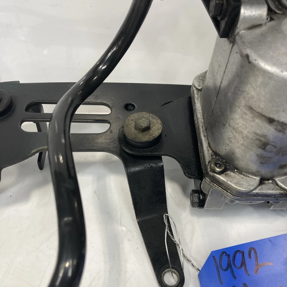 1990-1993 Mercedes Benz R129 500SL ASR E-Throttle Actuator Unit OEM 0005453165 - Image 4 of 4