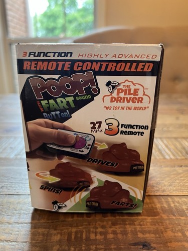 The Pile Driver Poop Remote Control Toy with Fart Sound Button 27MHz - Picture 5 of 13